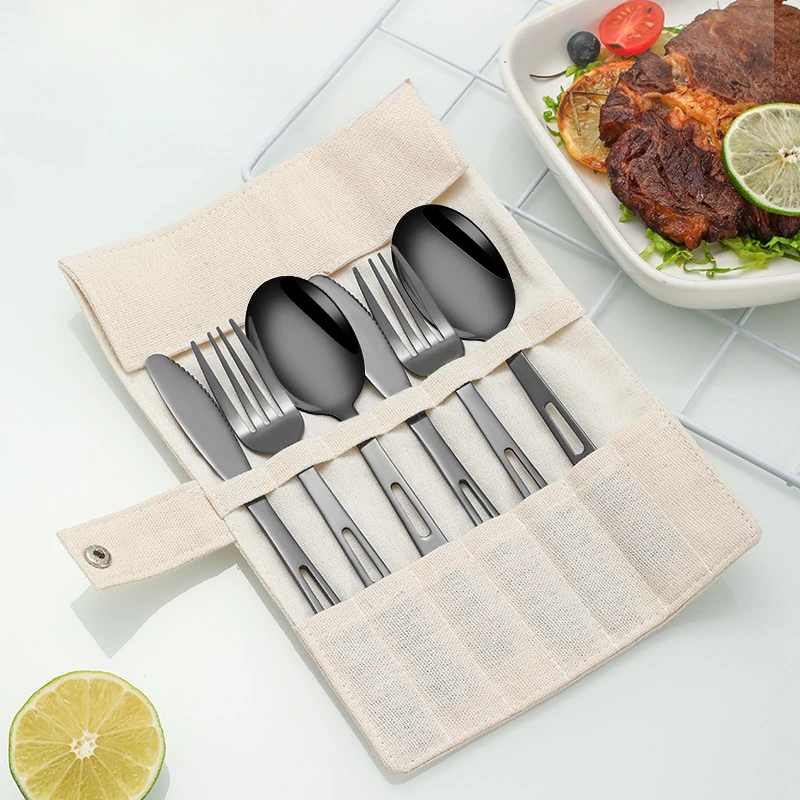 Set di coltelli forchetta cucc - Outdoor Camping Dining Set recensione e prezzo